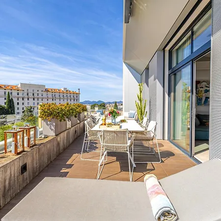 Apartment Penthouse Radieux Avec Terrasse Et Vue Magnifique Cannes