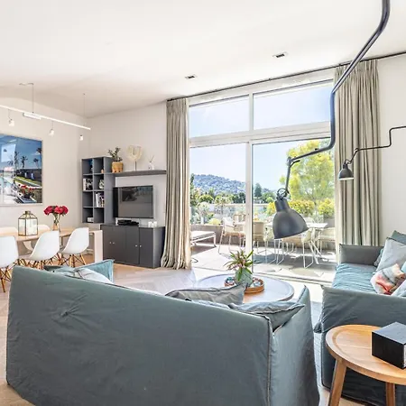 Penthouse Radieux Avec Terrasse Et Vue Magnifique * Cannes